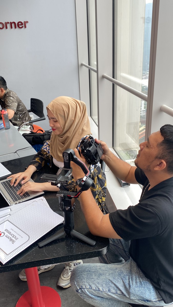 sewa jasa produksi video klip musik – Chaka Music Production