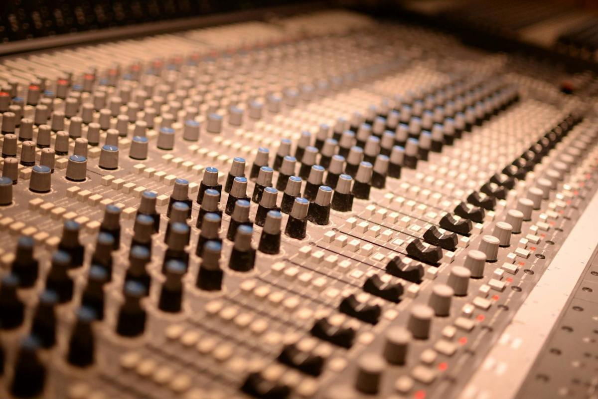 Sewa sound system jakarta dan tangerang selatan – Chaka Music Production