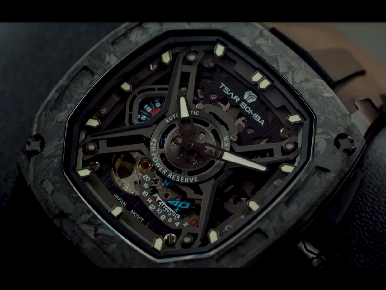 Review Jam Tangan Tsar Bomba Dark Matter 5 TB8605-04 Automatic Carbon Fiber Bezel, Skeleton Dial yang Sporty